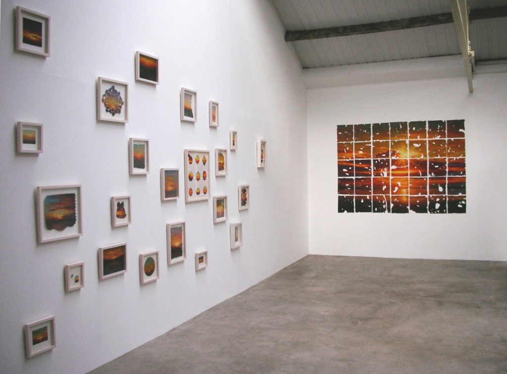 1_Petri-Ala-Maunus_Nine-Years-of-Sunsets_Installation-view_copyright-the-artist-and-mothers-tankstation