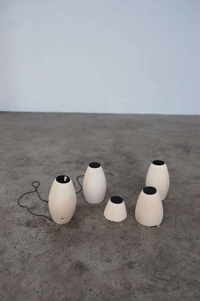 2_Margaret-H_Blondal_Sieves_Installation-view_copyright-the-artist-and-mothers-tankstation